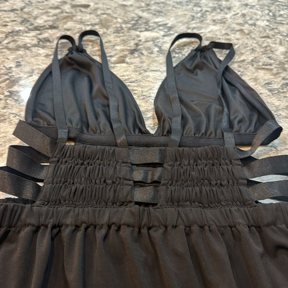 Express | Strappy Cutout Aline Top in Black Size S Small - Picture 11 of 13